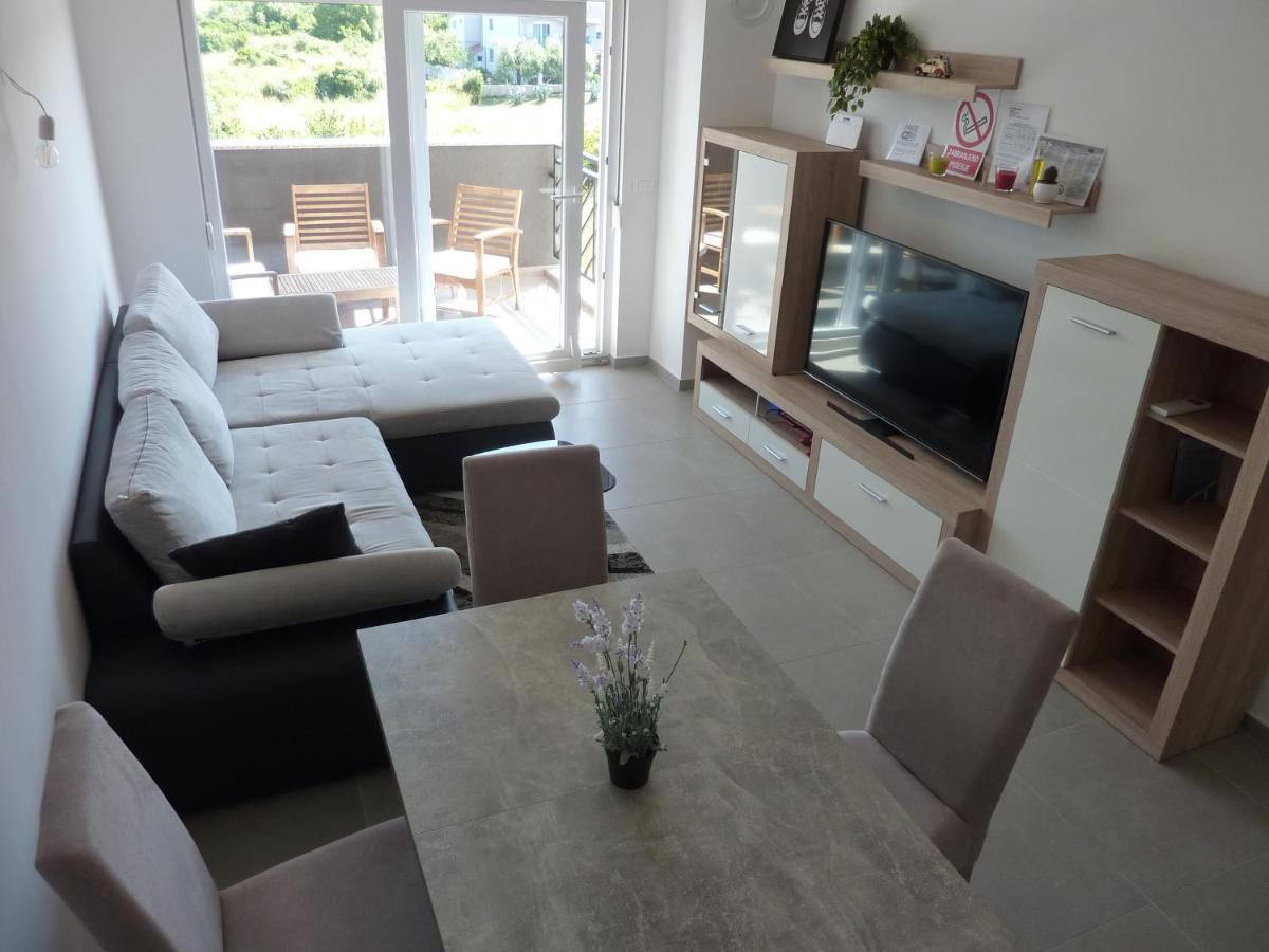 Apartment Jere With Private Parking Задар Екстериор снимка