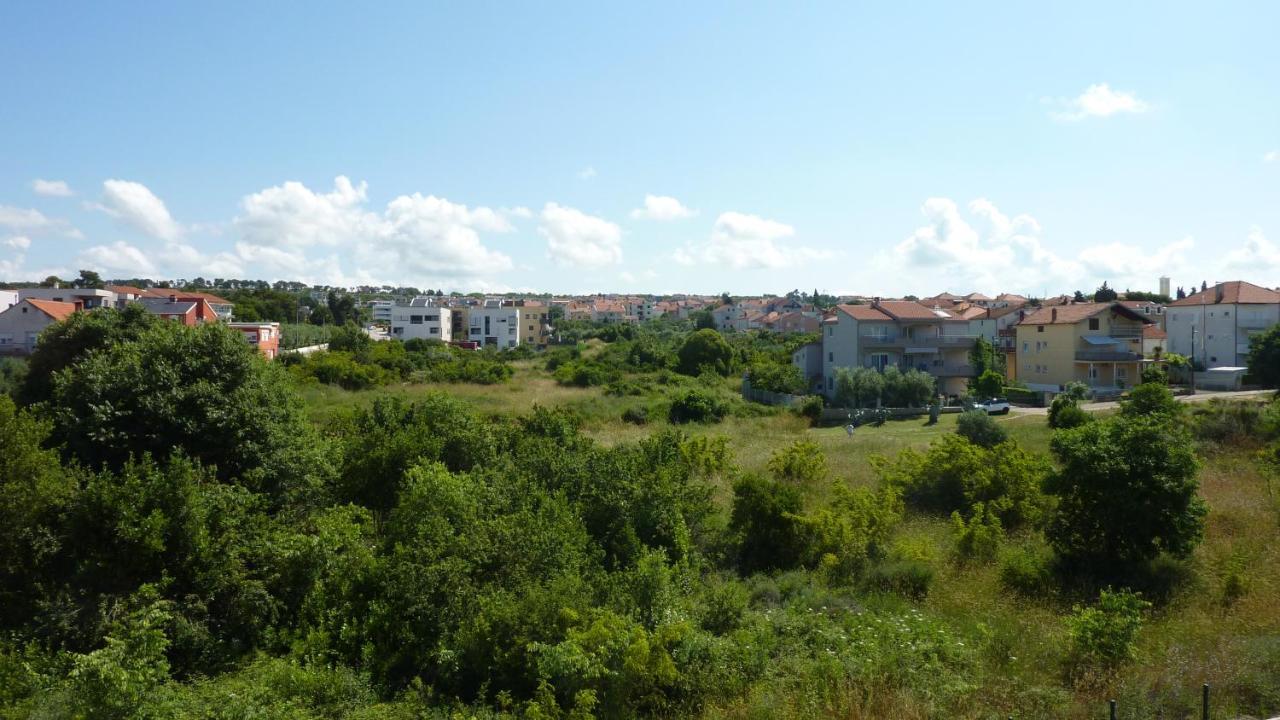 Apartment Jere With Private Parking Задар Екстериор снимка