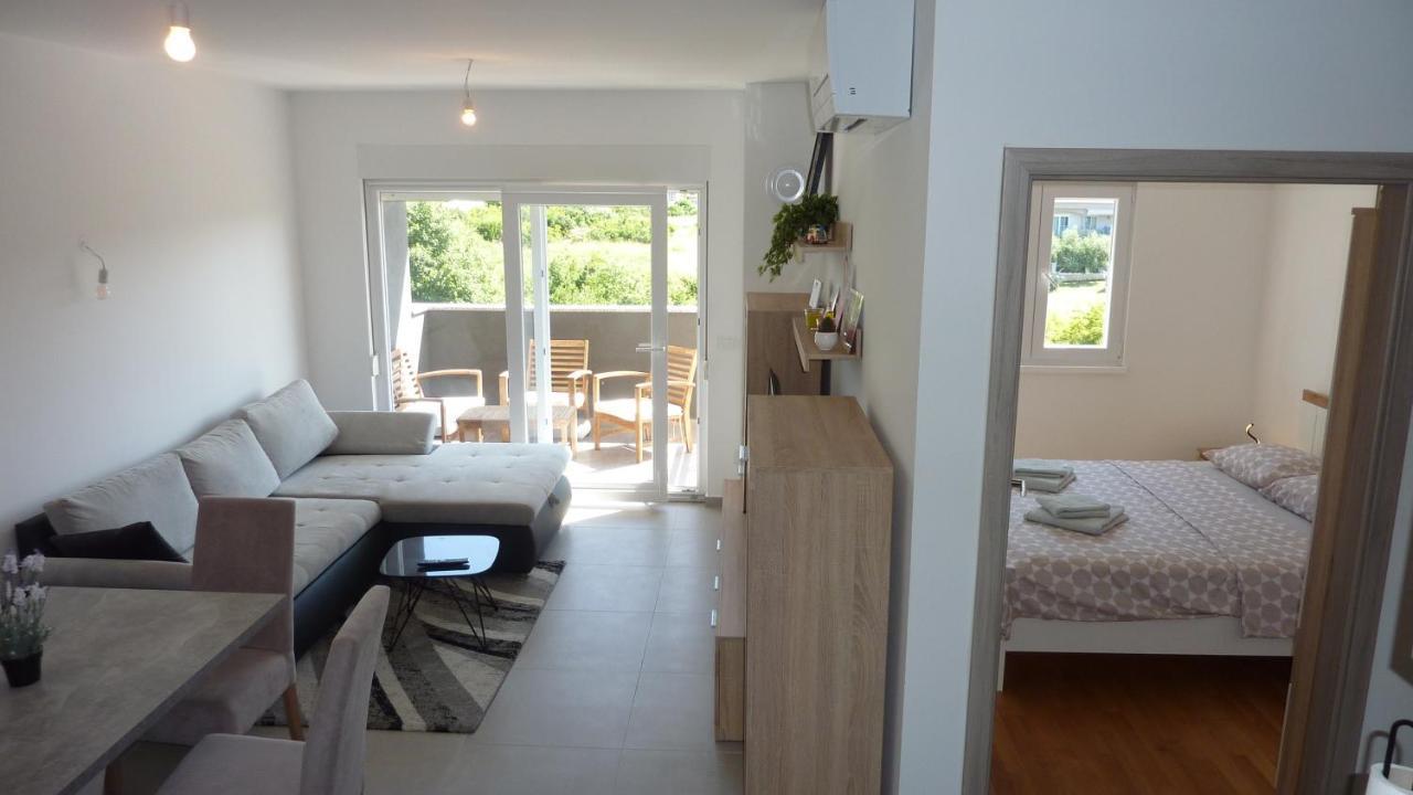 Apartment Jere With Private Parking Задар Екстериор снимка
