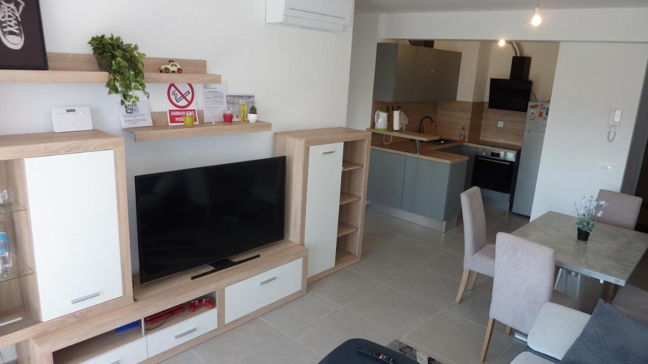 Apartment Jere With Private Parking Задар Екстериор снимка